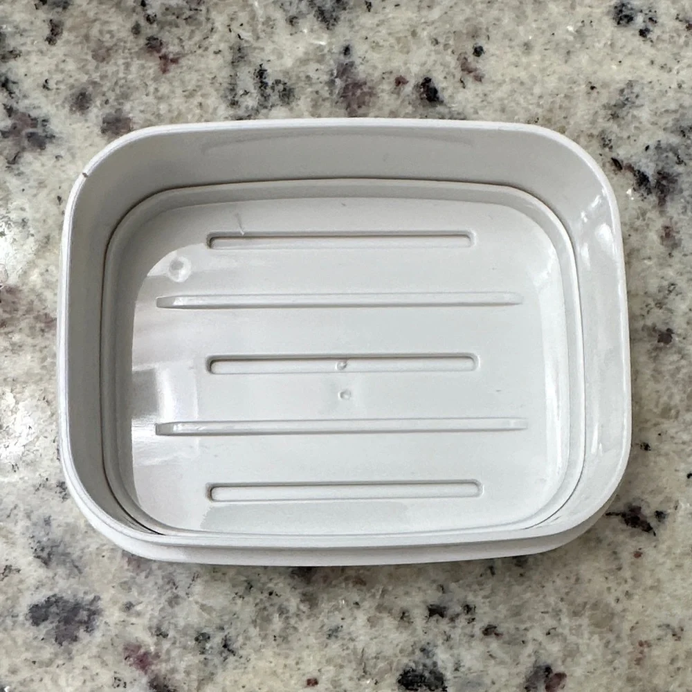 Estee Lauder White Linen Perfumed Soap and Decorative Soapdish - Picture 4 of 7